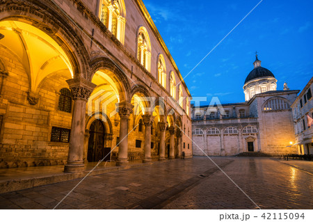 Dubrovnik Cathedral and Rector's Palace at Night Dubrovnik Cathedral and Rector's Palace at Night 42115094
