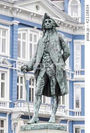 Monument to the writer Ludvig Holberg Monument to the writer Ludvig Holberg 42116634