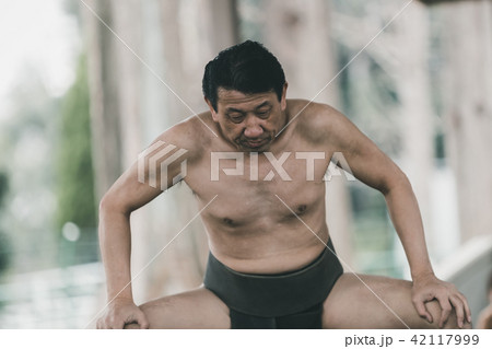 Sumo wrestling Sumo wrestling 42117999