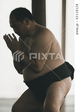 Sumo wrestling Sumo wrestling 42118128