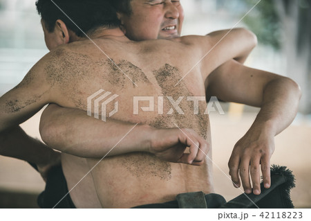 Sumo wrestling 42118223