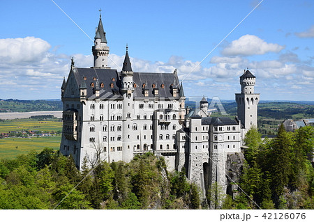 ノイシュヴァンシュタイン城 42126076