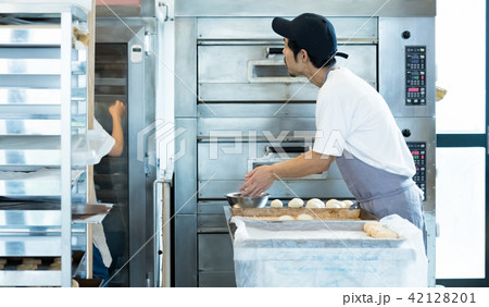 パン屋さん 42128201