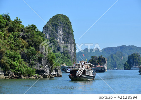 ベトナム、ハロン湾 42128594