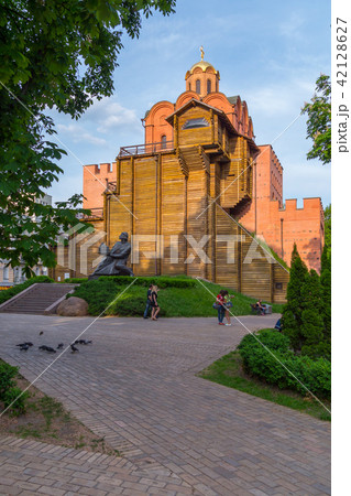 a monument of architecture and artwork Golden Gate 42128627