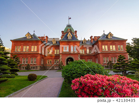 旧北海道庁 赤煉瓦庁舎と花壇 旧北海道庁 赤煉瓦庁舎と花壇 42130435