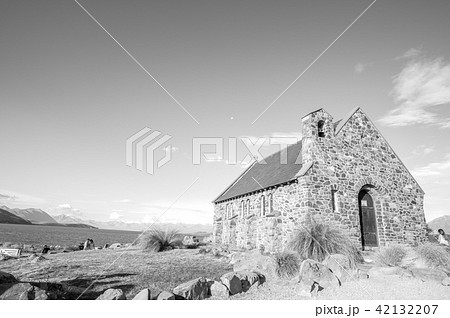 【モノクローム】テカポ湖の善き羊飼いの教会 【モノクローム】テカポ湖の善き羊飼いの教会 42132207