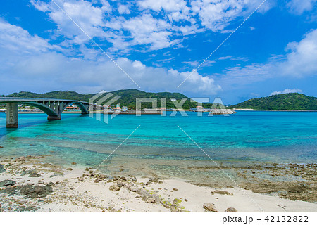 沖縄県 阿嘉島 阿嘉大橋の写真素材