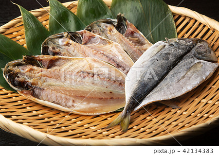 鯵の干物 42134383