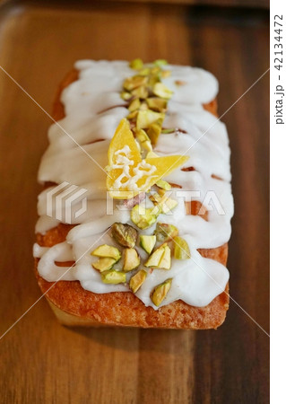 フランスの伝統菓子、ウィークエンドシトロン（Weekend Citron） 42134472