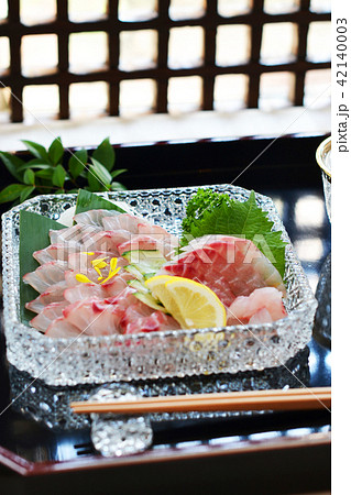 刺身で晩酌 刺身で晩酌 42140003