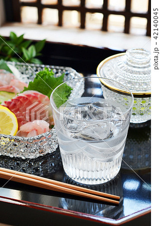 刺身で晩酌 42140045