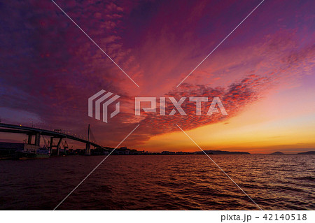 博多湾の夕日 博多湾の夕日 42140518