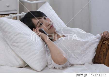 女性 女の人 女 42141587