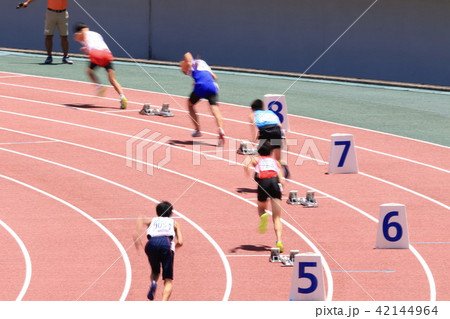 陸上競技  42144964