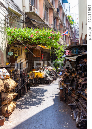 Bangkok old quarter near the Chinatown. Thailand. 42155995