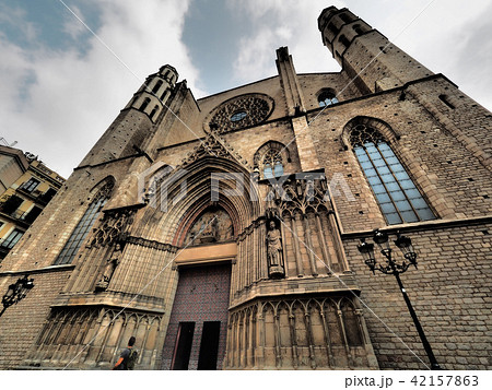 Basilica de Santa Maria del Mar, Barcelona, Spain 42157863