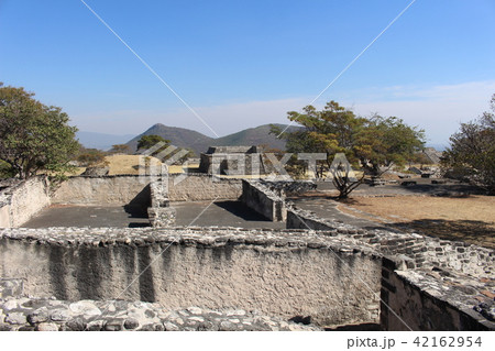 青空のソチカルコ遺跡 ケツァルコアトル神殿 世界遺産 メキシコ 青空のソチカルコ遺跡 ケツァルコアトル神殿 世界遺産 メキシコ 42162954