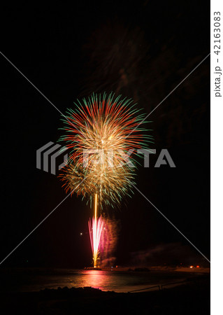 花火 スターマイン Star mine fireworks display 42163083