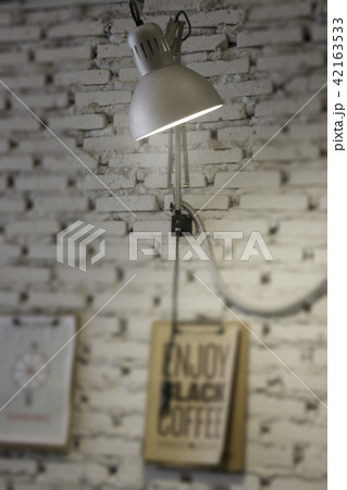 Minimal style of vintage hanging light 42163533