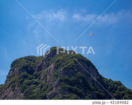 【伊豆半島ジオパーク】夏の城山風景【パラグライダー】 【伊豆半島ジオパーク】夏の城山風景【パラグライダー】 42164082