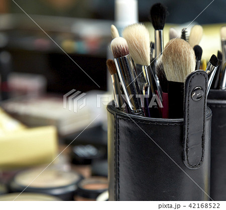 makeup Brushes makeup Brushes 42168522