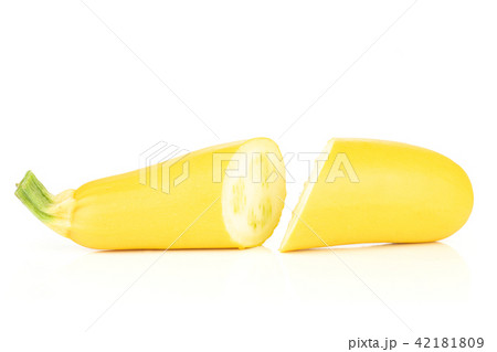 Fresh Raw yellow zucchini isolated on white 42181809