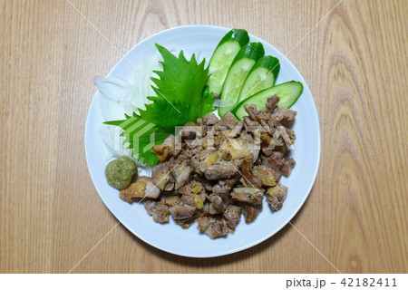 地鶏の炭火焼 地鶏の炭火焼 42182411