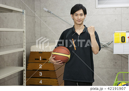 先生 教師 教室 学校 授業 黒板 塾 学習塾 予備校 教育イメージ 先生 教師 教室 学校 授業 黒板 塾 学習塾 予備校 教育イメージ 42191907