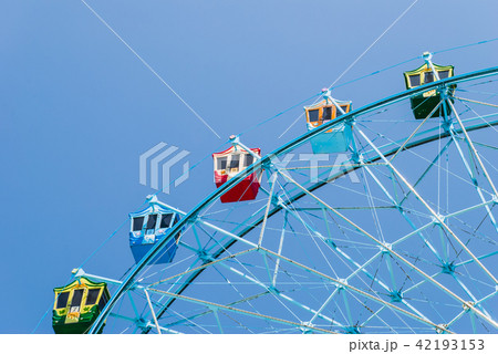 乗り物 遊園地 遊び 42193153