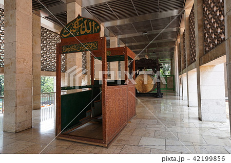 Istiqlal Mosque - Jakarta (Indonesia) Istiqlal Mosque - Jakarta (Indonesia) 42199856