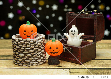 ハロウィンの飾り 42205564
