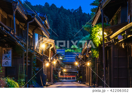 飛騨高山　古い町並　夜景 42206302