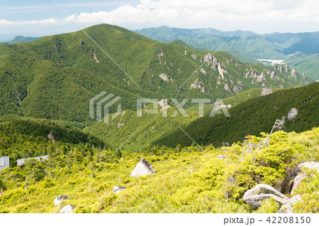 金峰山から見た廻目平と川上村 42208150