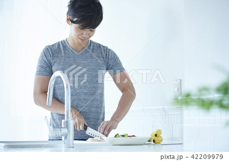 食事管理　男性　 42209979