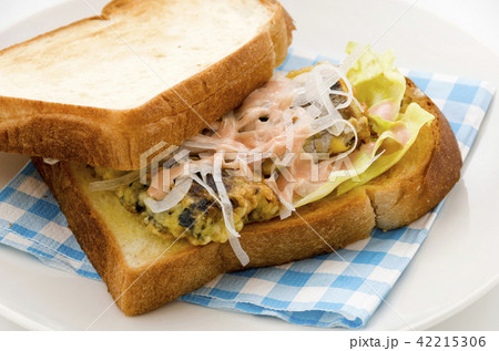 さばピカタのサンドイッチ 42215306