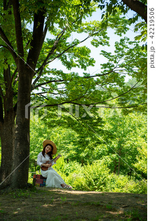 女性 女 女の子 42219506