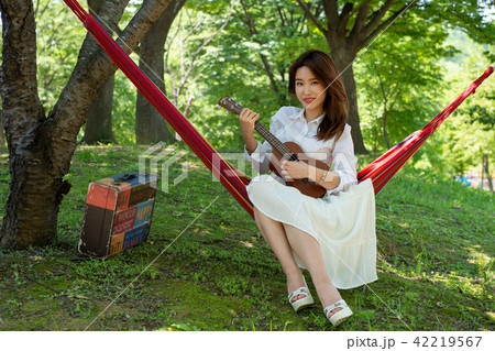 女性 女 女の子 42219567