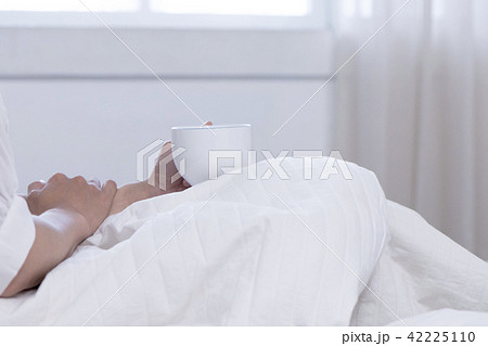 女性 女の人 女 42225110