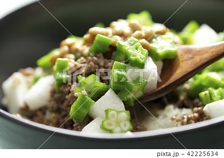 オクラ長芋納豆丼 42225634
