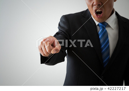 パワハラ上司 42227217