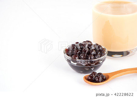 タピオカミルクティー 台湾 飲み物 タピオカ 42228622