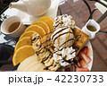 Ice cream on toast with fruit 42230733