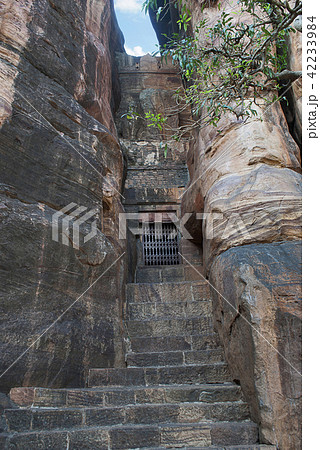 Unknown temple between Cave 2 and Cave 3 Badami Unknown temple between Cave 2 and Cave 3 Badami 42233984