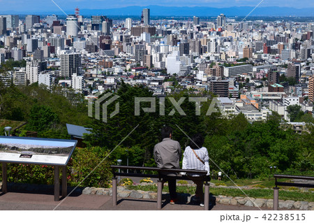 旭山記念公園からの眺め　札幌の街並み 42238515