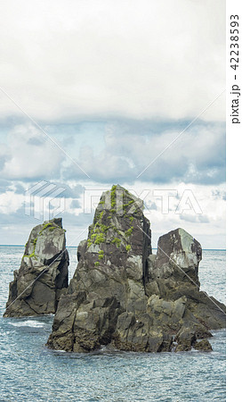 巨石 海沿い 海浜 42238593