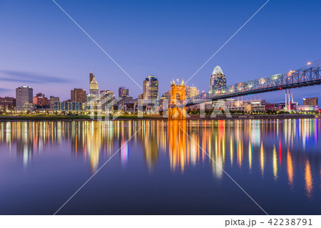 Cincinnati, Ohio, USA Skyline Cincinnati, Ohio, USA Skyline 42238791