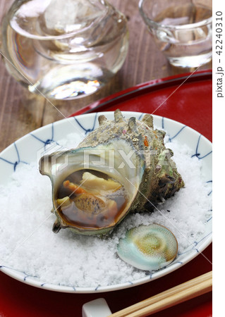 サザエのつぼ焼き 42240310