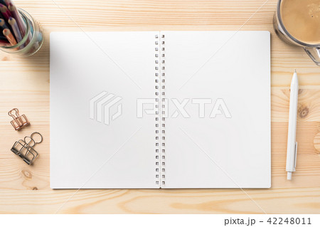 Top view of spiral notebook, pen for mockup Top view of spiral notebook, pen for mockup 42248011