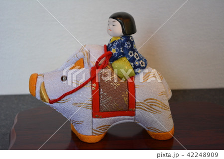 平成３１年干支である亥の手芸作品を撮ったものです 42248909